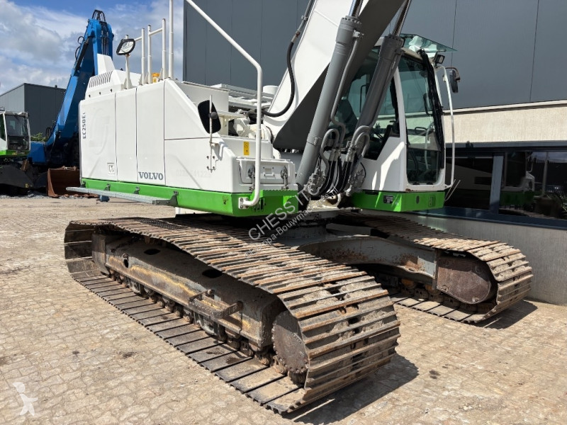 Lopatový nakládač Volvo 250 E - 250 EL