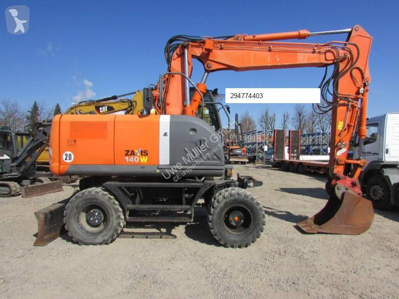 Escavadora Hitachi W-3 Mobilbagger 45.000 EUR /...