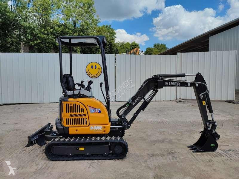 Escavadora Kato  VXE HD 17