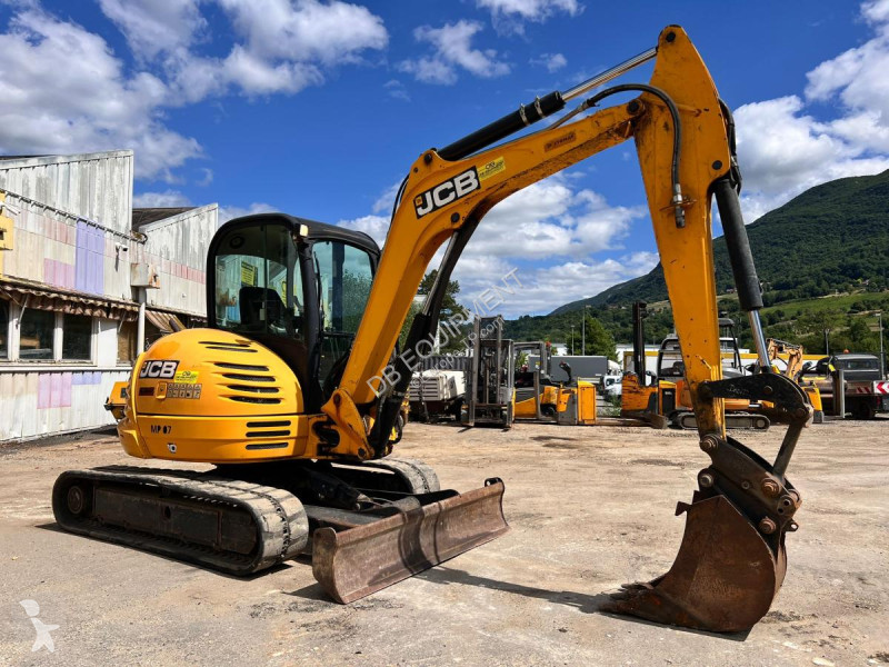 Escavatore JCB MINI-PELLE 6,5T
