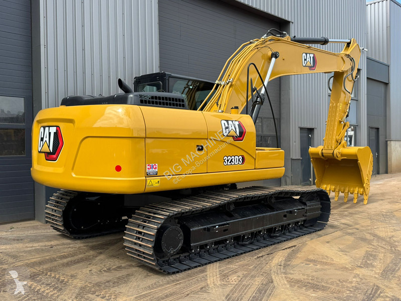 Excavadora Caterpillar 3