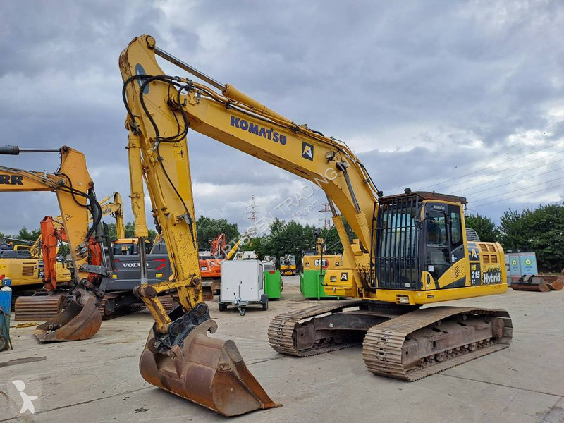 Excavator Komatsu HB215LC-2