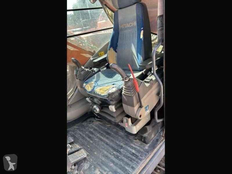 Escavatore Hitachi
