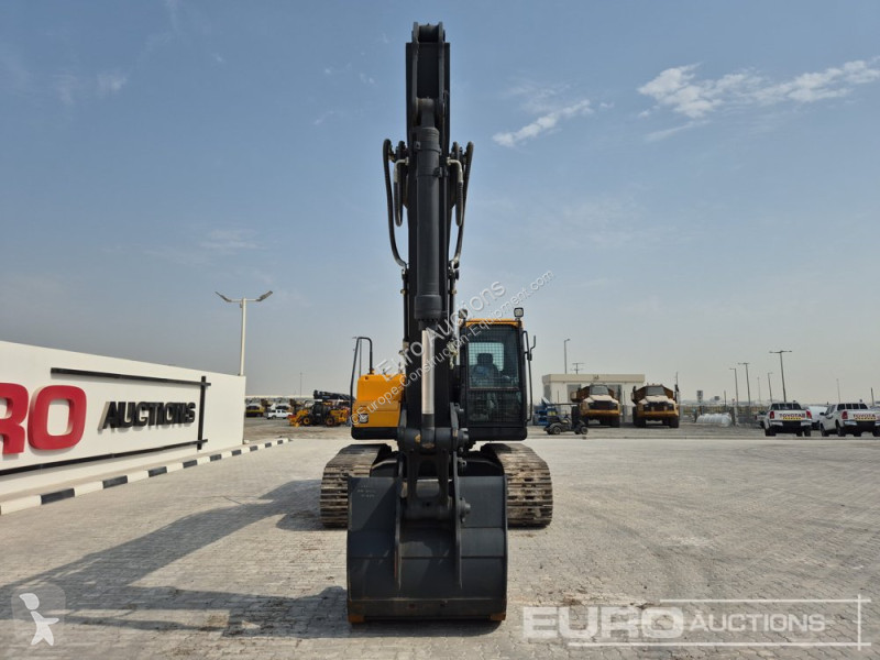 جرافة Hyundai R215L