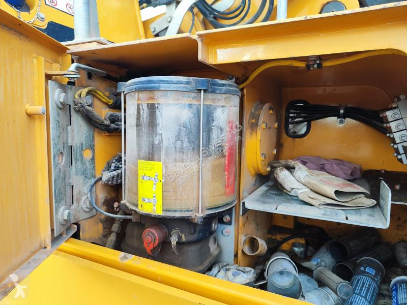 Excavator Liebherr R926