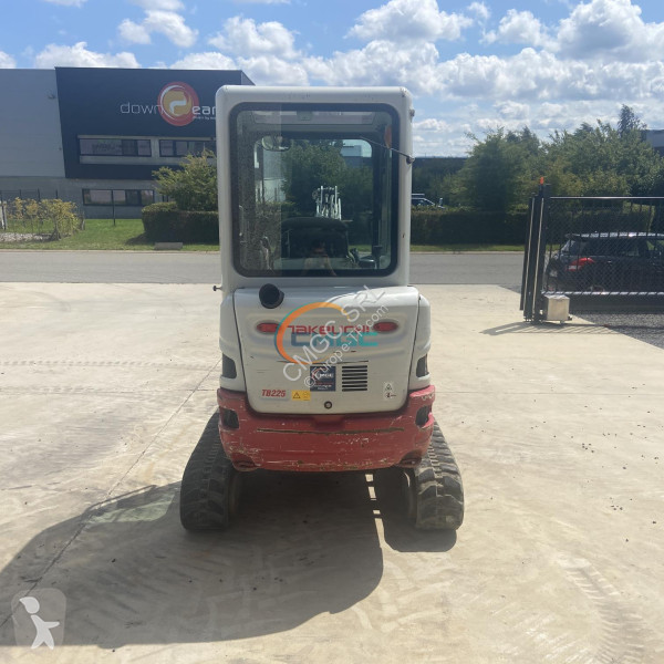 Skovl Takeuchi TB225