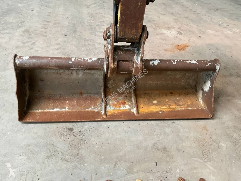 Escavadora Bobcat E 50 EM