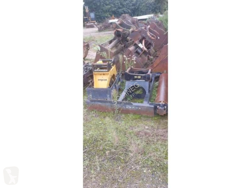 Excavator Caterpillar R