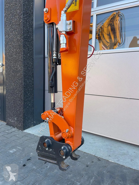 Escavadora Hitachi ZX19-6