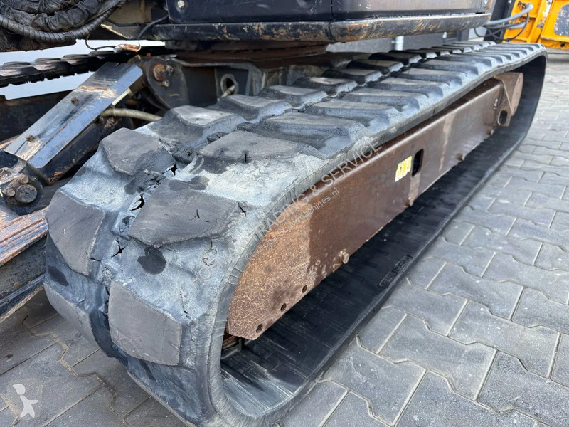 Escavadora Hitachi ZX52U-3