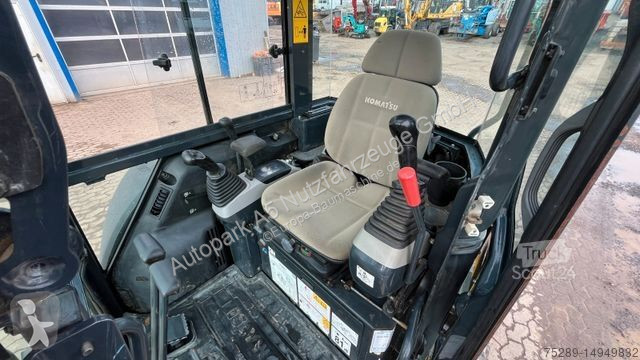 Escavadora Komatsu PC35MR-3 PC35MR Minibagger...