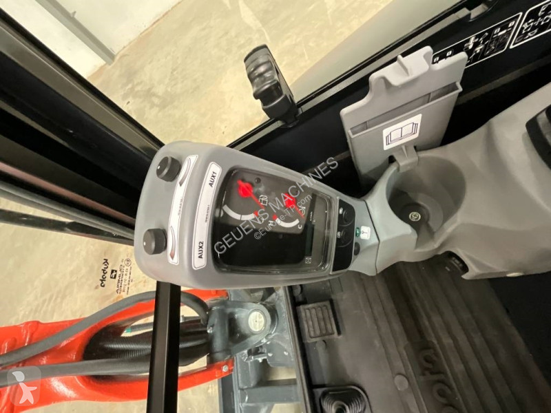 Escavadora Kubota U 27-4 HI UNUSED