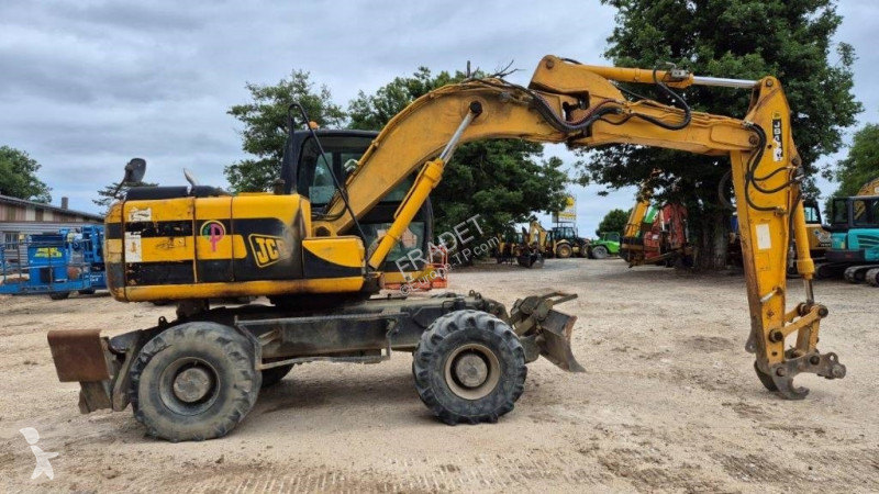 Excavator JCB