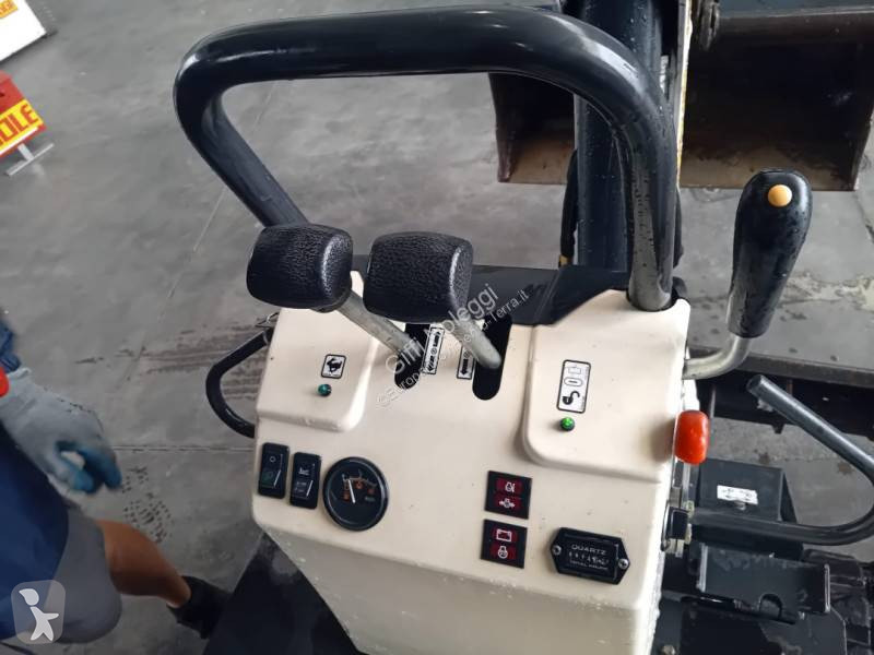 Escavadora Bobcat