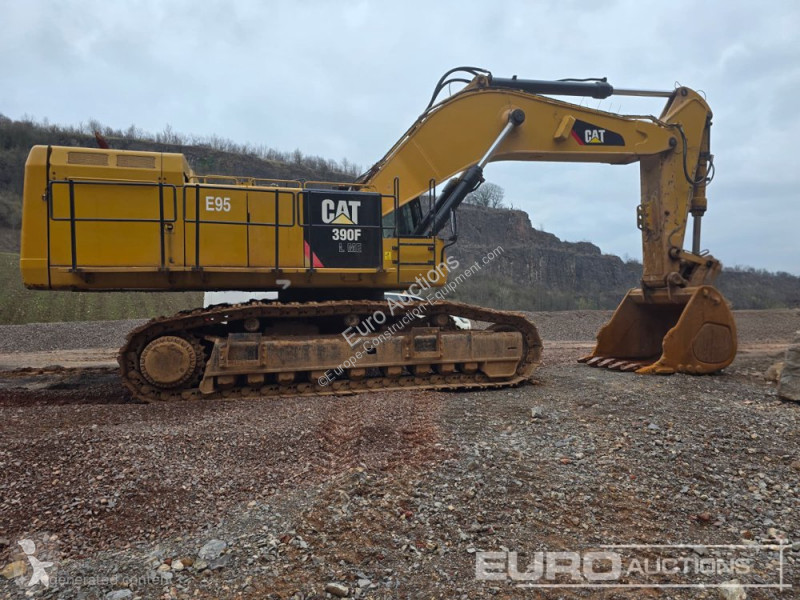 جرافة Caterpillar 390FL