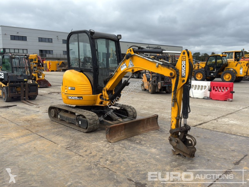 Excavator JCB L
