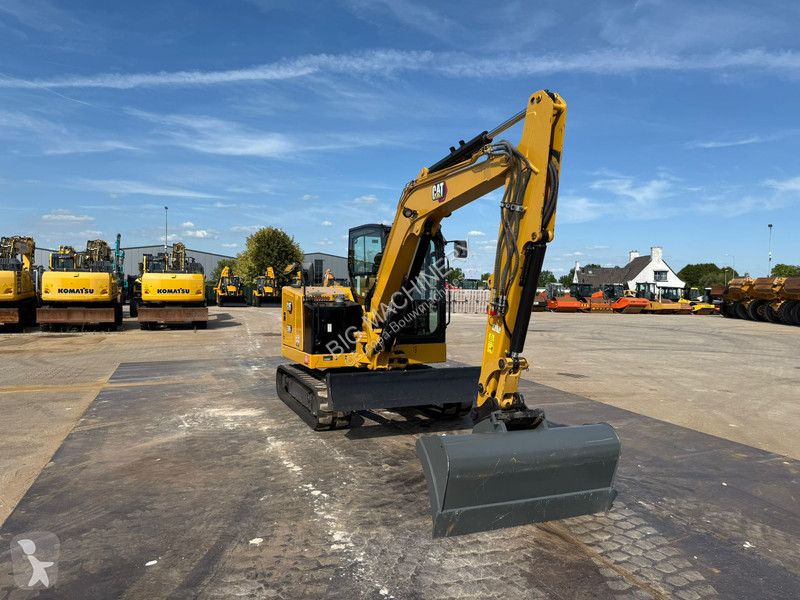 Excavator Caterpillar R