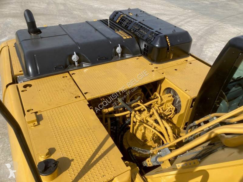 Graafmachine Caterpillar 330DL