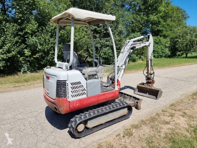 Escavatore Takeuchi