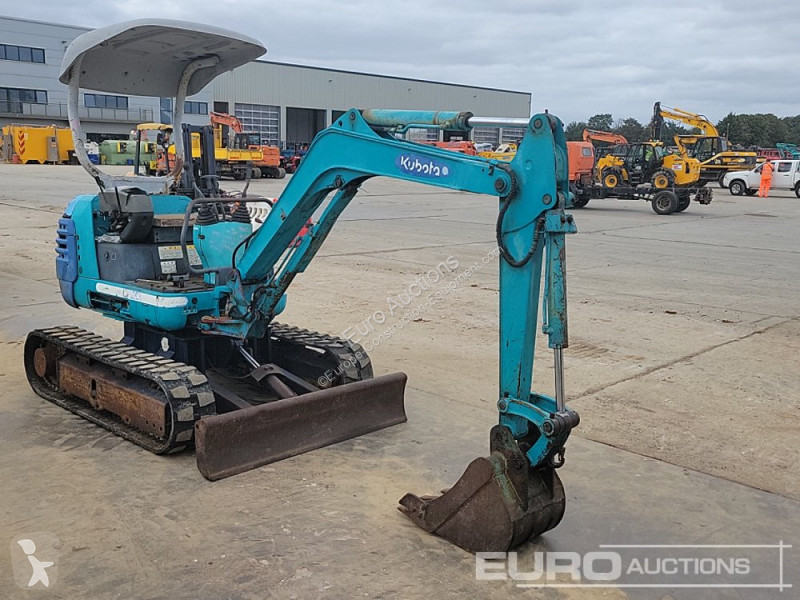 Escavatore Kubota K-020