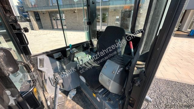 Skovl Takeuchi Minibagger 2670 Kg