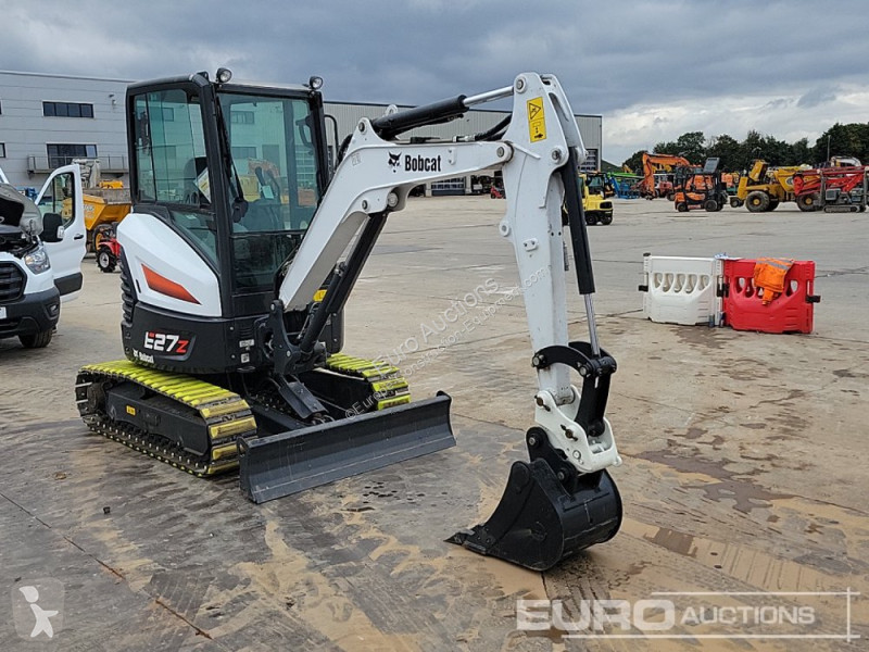 جرافة Bobcat E27Z