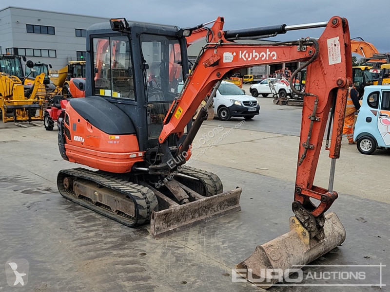 Excavadora Kubota KX61-3