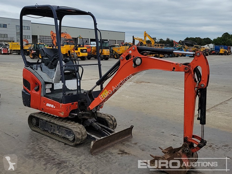 Lopatový nakládač Kubota KX015-4
