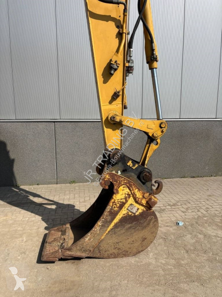 Skovl Caterpillar (Low verified hours)