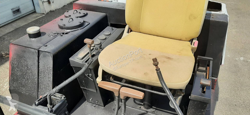 Escavatore Yanmar YB301U