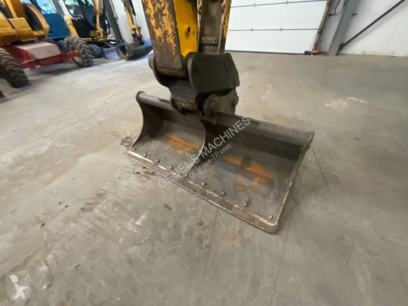 Escavadora JCB 4F