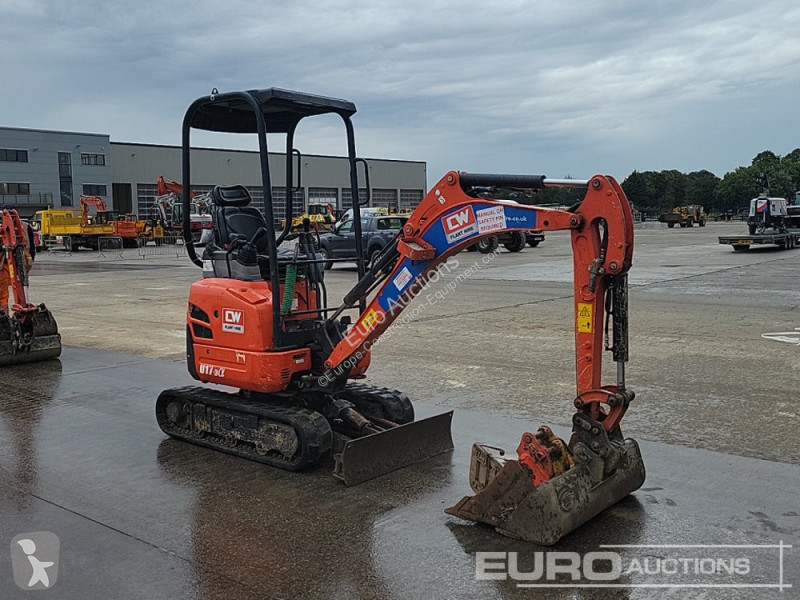 Lopatový nakládač Kubota KX015-4