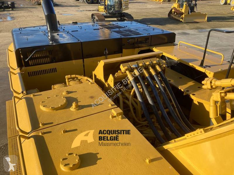 Lopatový nakládač Caterpillar 385CL ME