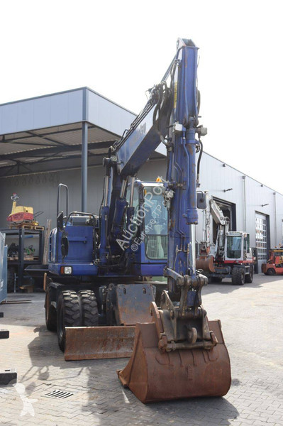 Escavatore Komatsu PW148-8