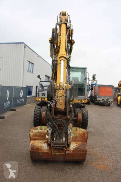 Escavatore New Holland MH5