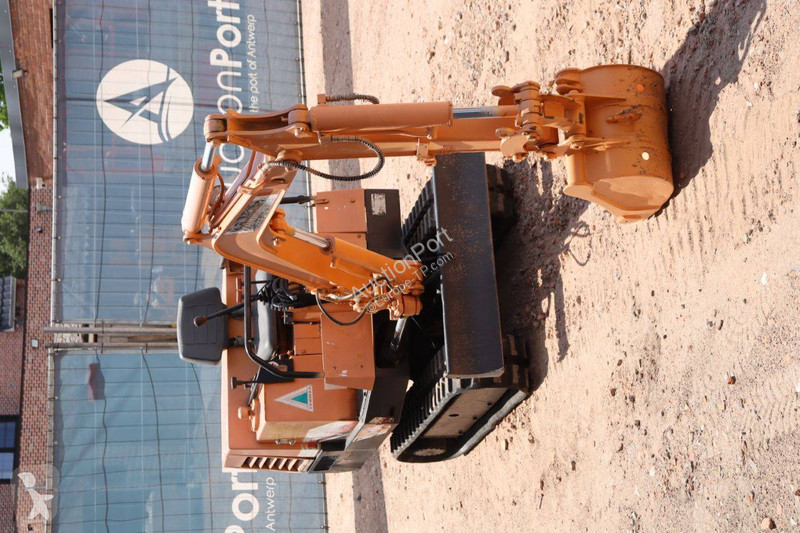 Escavatore Yanmar 20NA72L-08