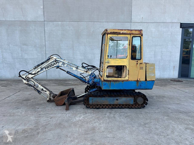 Excavator Nissan