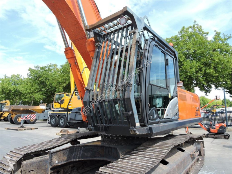 Excavadora Hitachi LC