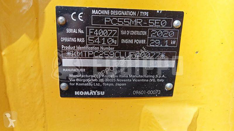 Escavadora Komatsu PC55MR-5E0 with 3 buckets