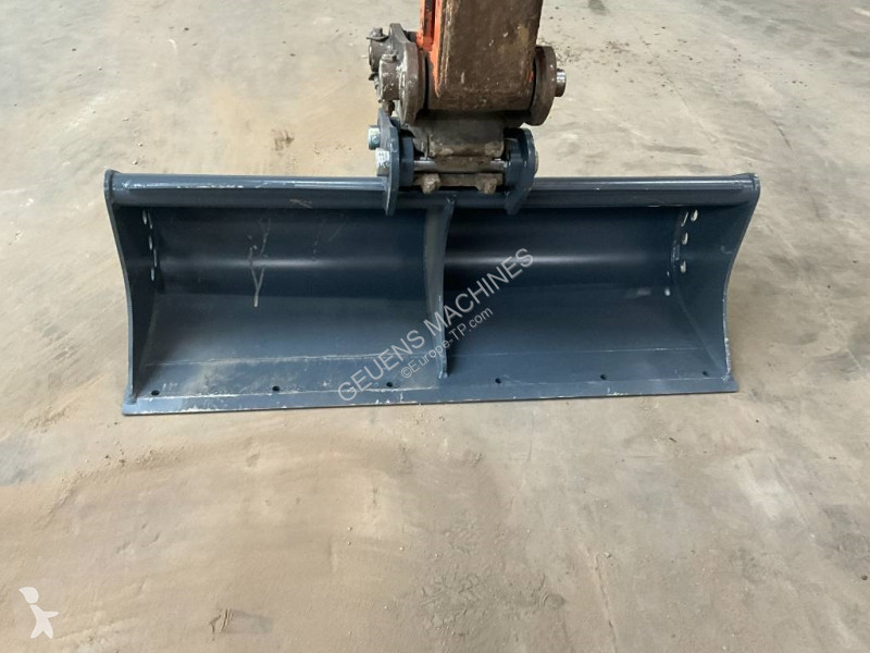 Escavadora Doosan DX 85 R-3