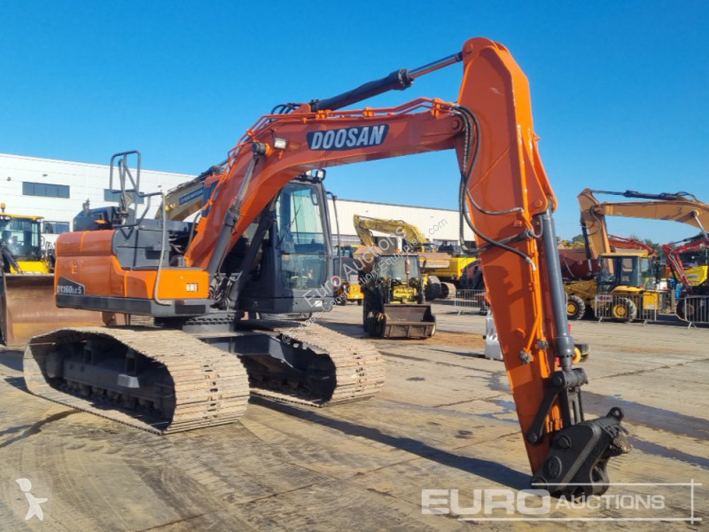 جرافة Doosan -5