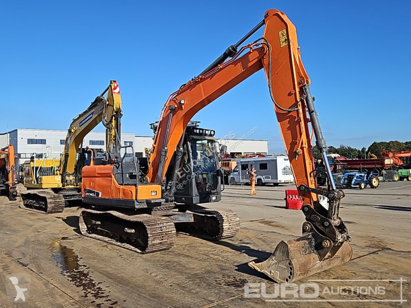 Escavadora Doosan -5