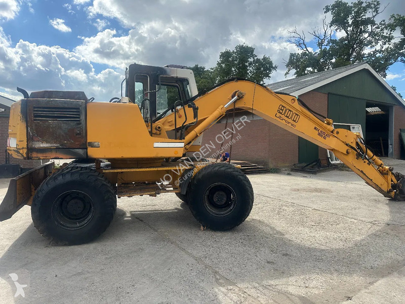 Escavadora Liebherr