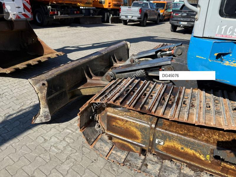 Excavator New Holland Kobelco E235 BSR-2...