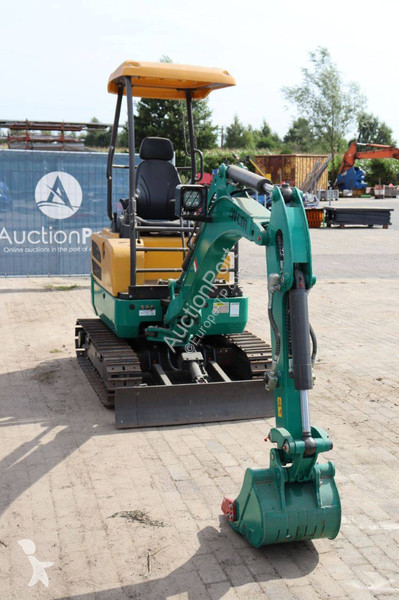 جرافة  CTX8020