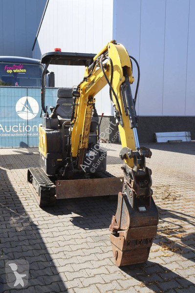 Skovl New Holland E17C