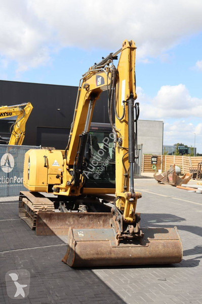 جرافة Caterpillar 308E2