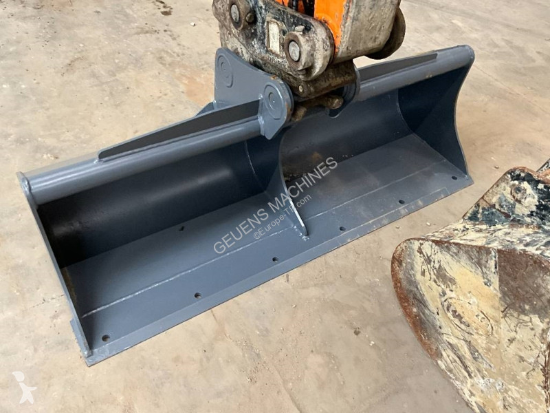 Escavadora Doosan DX 63-3