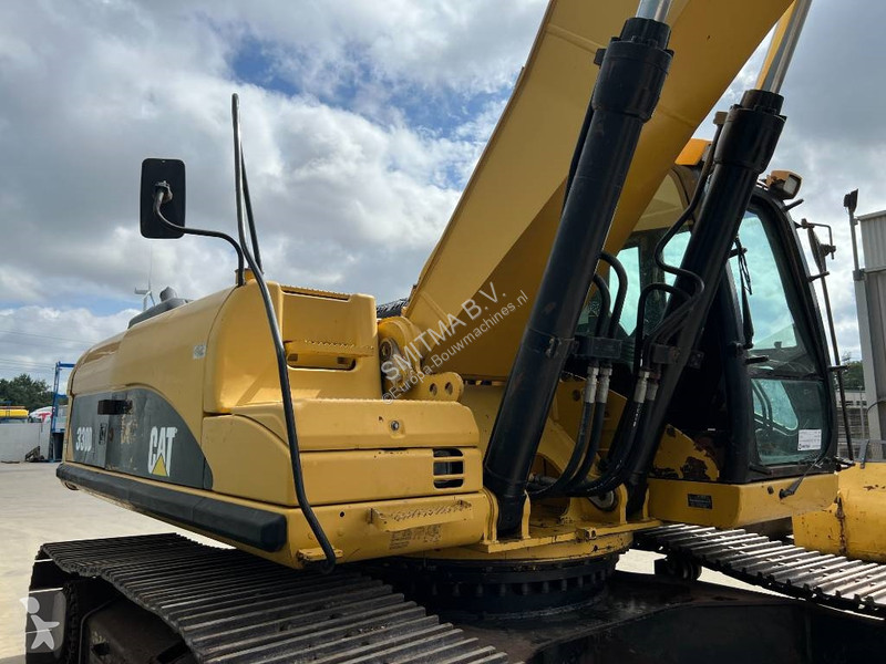 Excavator Caterpillar L