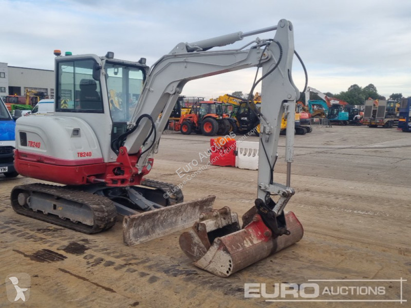 Graafmachine Takeuchi TB240